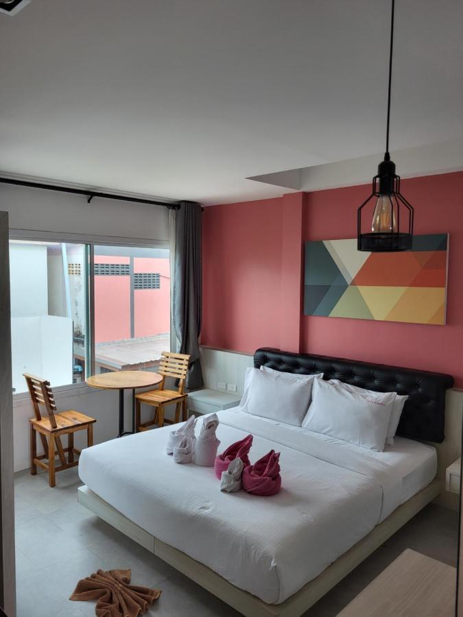 קו לנטה Pinky Hotel By Kanchana (Adults Only) מראה חיצוני תמונה