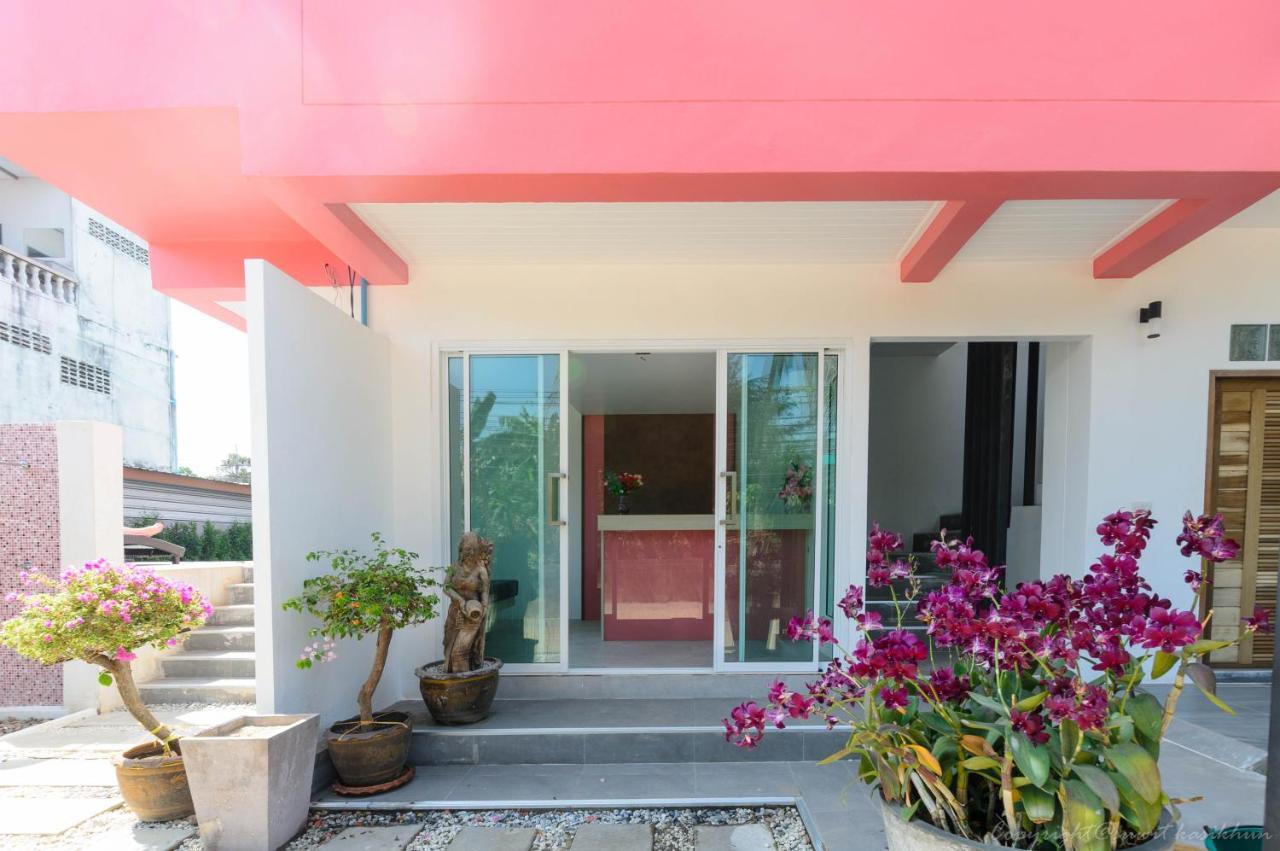 קו לנטה Pinky Hotel By Kanchana (Adults Only) מראה חיצוני תמונה