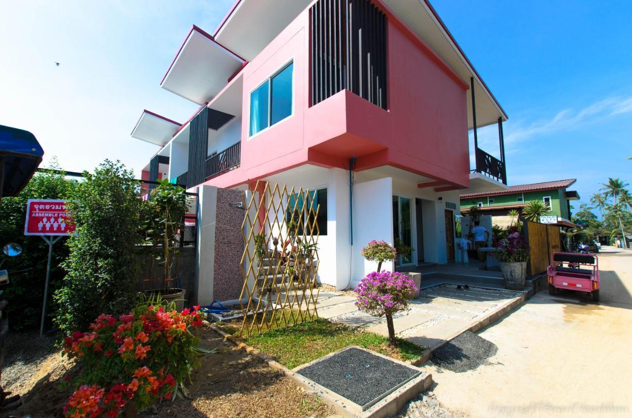 קו לנטה Pinky Hotel By Kanchana (Adults Only) מראה חיצוני תמונה